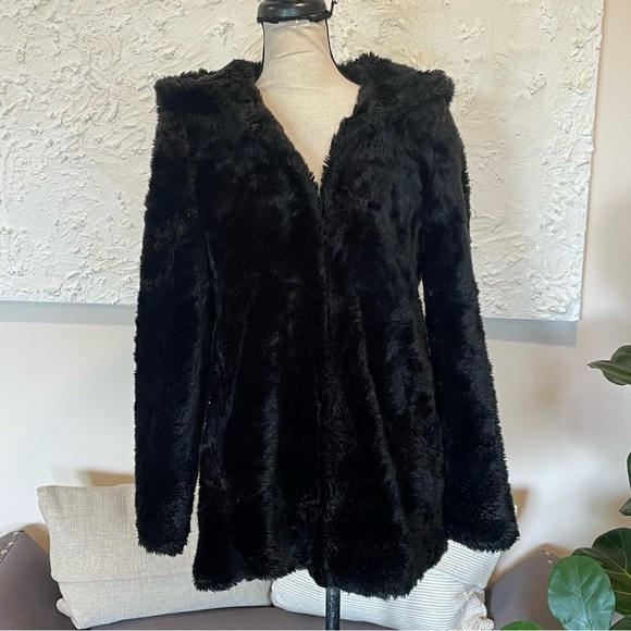 ZARA Women's Coat FAUX FUR Black HOOD DETAIL Soft Furry HOODED Jacket Sz S - Picture 2 of 8